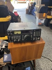 Icom IC-R7000 Communications