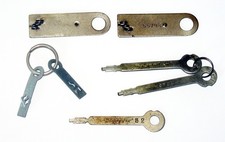 Konvolut Fahrradschlüssel & Schloßsperre SPerrfix DDR