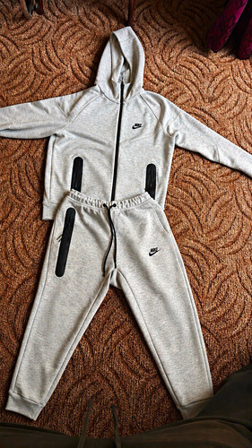 Nike tech fleece grau - fleece,