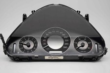 Mercedes W211 Tacho