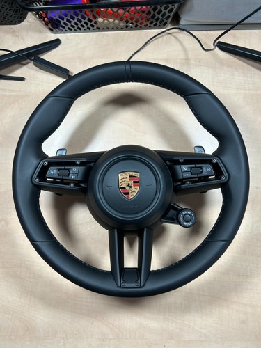 Porsche 911 992 - , lenkrad