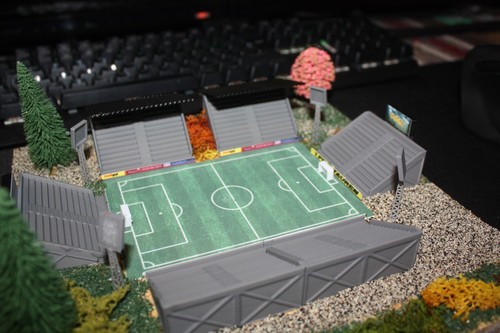 Fussballstadion spur 220 - spur, 1:220
