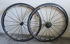 Mavic Ksyrium Elite Rennradfelgen mit Naben und 10 fach Shimano 105 Kassette
