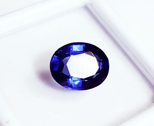 Natürlich blauer saphir oval - natürlich,