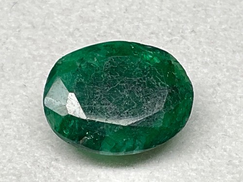 Edelstein smaragd roh stein - edelstein,