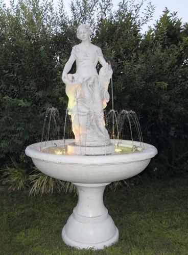 Dekoration,Brunnen,Springbrunn