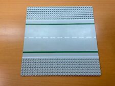 Lego Town Straßenplatte 32x32 hellgrau grün 2358p01 Gerade top Zustand