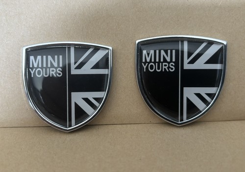 Mini yours pillar badges - 2x,