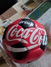 Coca-Cola Fussball rot schwarz