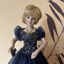 Lady Diana Puppe Princess Of Wales Blaues Kleid