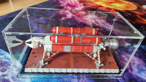 Sixteen space 1999 deluxe - sixteen,