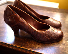 1940s Film Noir Vintage Brown