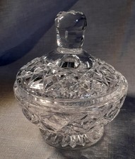 Schale mit Deckel Bleikristall