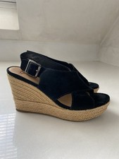 UGG Sandale mit Keilabsatz Gr