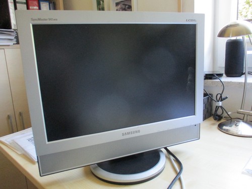Monitor mit - tv,