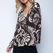 EMILY VAN DEN BERGH lässige