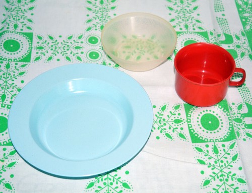Plaste geschirr ddr set - -,
