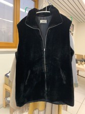 Schwarze warme lange Weste Kunstfell schwarz Reissverschluss HR Moden Gr. 38