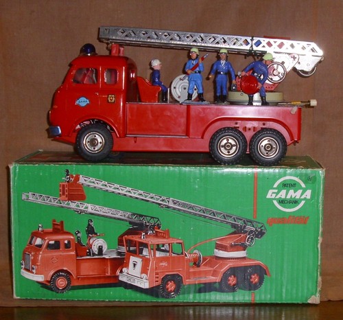Feuerwehrauto-GAMA-31cm-Blech/
