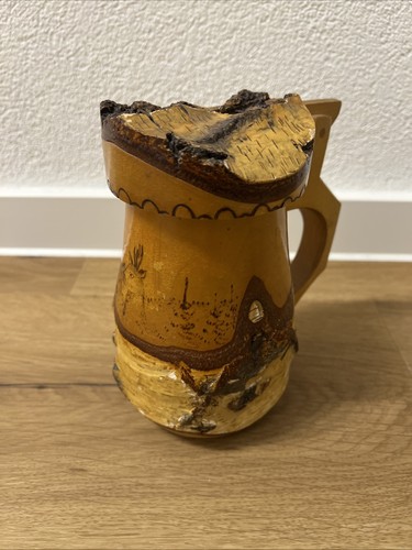Bierkrug aus birken holz - bierkrug,