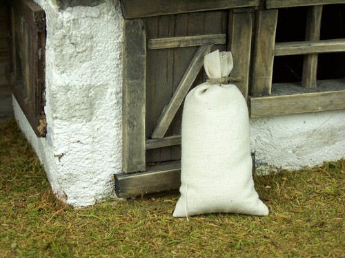 Gefüllte mehlsack aus stoff - gefüllte,