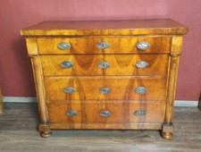 Biedermeier Kommode Nussbaum Säulen vier Schubladen um 1825