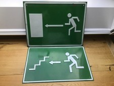 2 Aluminium Blech Notausgang Schild Fluchtwegschild Rettungsweg geprägt