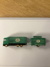 Hoepfner  MB Actros LKW mit Schankwagen  Nr. 011   1 : 87