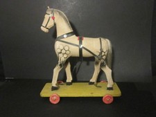 Antikes Spielzeug Pferd auf