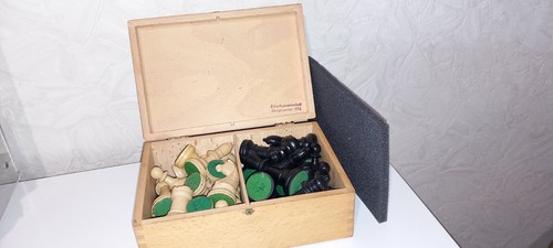 Alte schach figuren - schach,