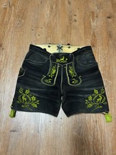 Kurze bestickte Lederhose aus