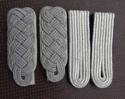 Paar schulterklappen - 2,