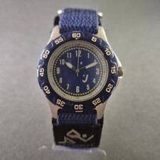 Sportliche Herrenarmbanduhr – Robustes Design mit Klettverschluss