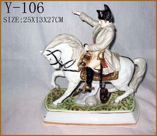 Porzellan Figur Militaria Kaiser Napoleon Pferd Y106