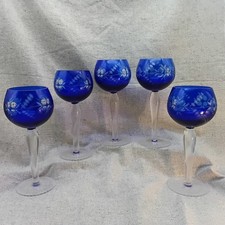 5 elegante Weingläser