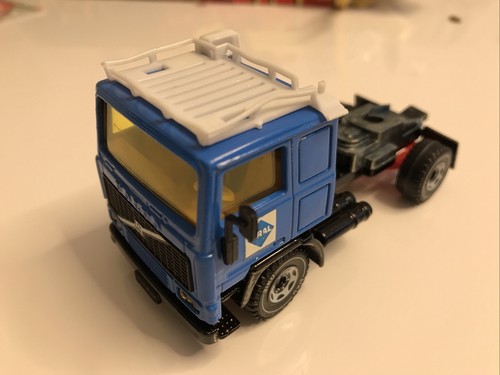 Siku volvo zugmaschine - volvo, 10