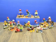 Auswahl: Kind mit Skateboard