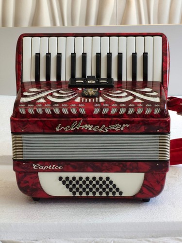 Piano accordions used music