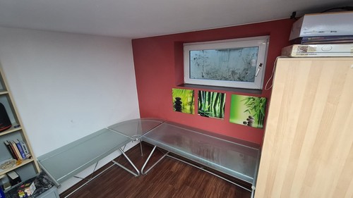 Glasschreibtisch