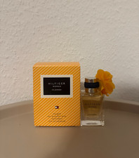 Tommy Hilfiger Woman Flower