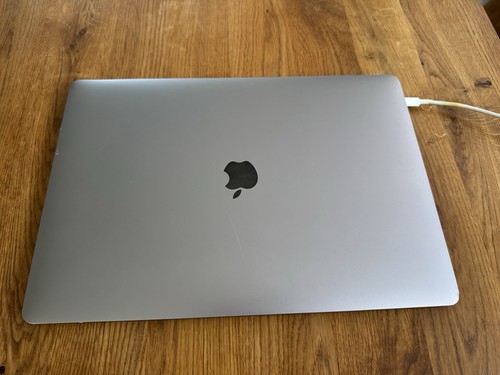 Apple macbook pro - apple, i7