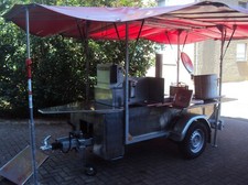 Gulaschkanone ganz Edelstahl fahrbar Dach, 2 Grills Pfanne, 2 Kessel Imbisswagen