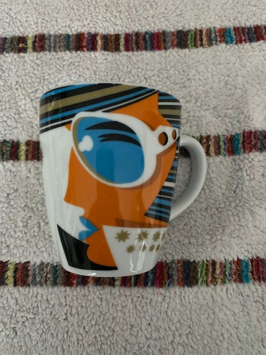 Eine gebrauchte kaffee - eine,
