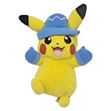 Pokémon Pikachu mit Mütze und Fäustlingen Kuscheltier Plüsch Pokemon 2022 TCG