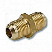 Messing Verbinder für