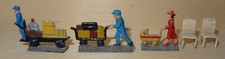 V2224 Märklin H0 3 Figuren aus Gusseisen  2 Gepäckwagen + Frau mit Kinderwagen