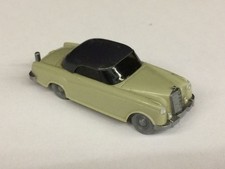 Wiking Mercedes 220 Coupé '55 Grill m.MB-Stern Kennzeichen Teil der Kaross (358)