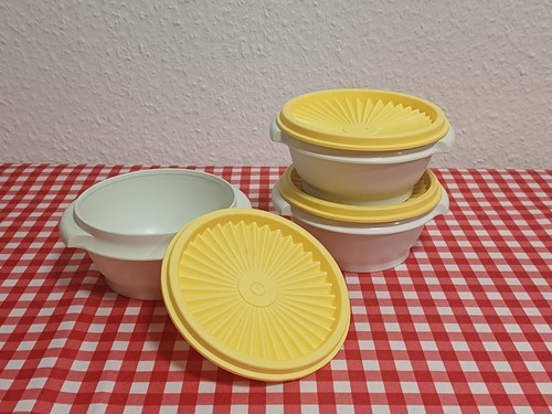 Tupperware 3 x - *,