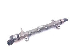 Einspritzleiste Verteiler 04L130089D VW Audi Seat Skoda