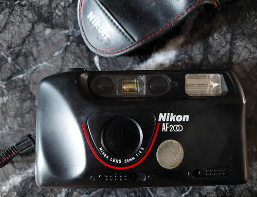 Nikon 200 kamera original - nikon, kamera,
